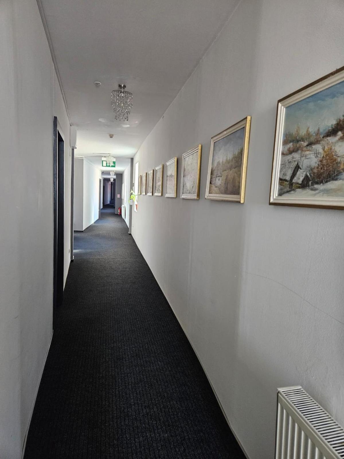 Meteor Central Cluj-Napoca Eksteriør billede