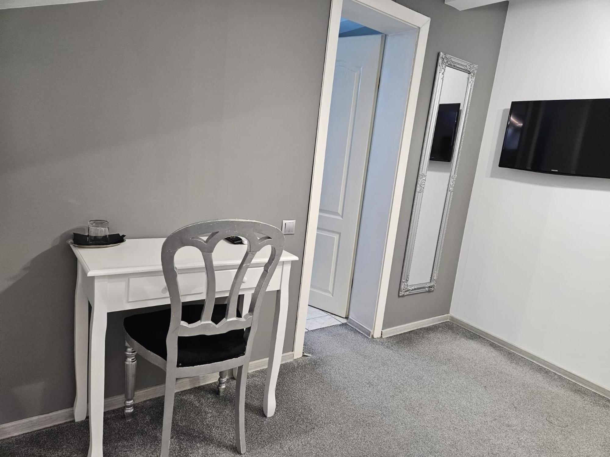 Meteor Central Cluj-Napoca Eksteriør billede